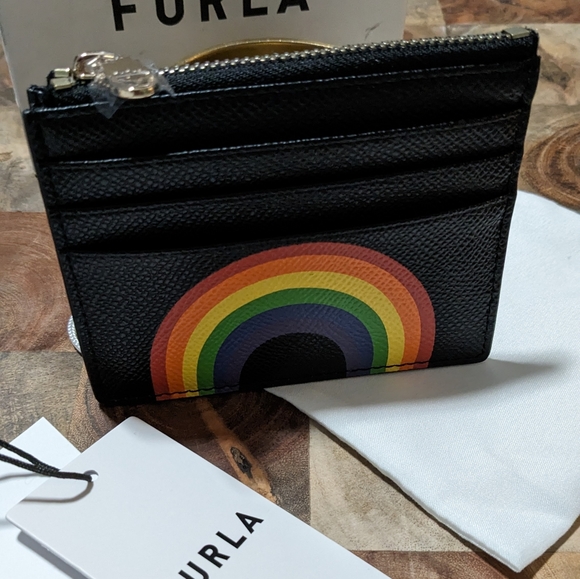 Furla Pebbled Leather Zip Top Card Holder with Colorful Rainbow New in Box ❤️ - Picture 3 of 5